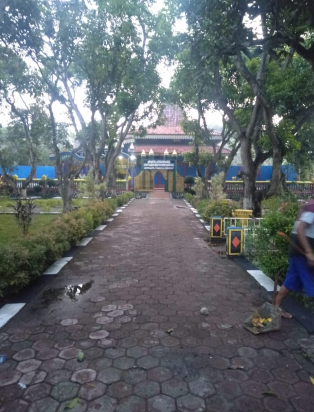 Kyai Achmad Sanusi Tamriz Abdul Ghofar, Pasukan Borjumu’ah dan Laskar Berjaket Biru