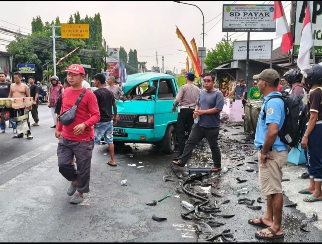 Kecelakaan Beruntun 4 Kendaraan di Jalan Jogja-Wonosari Bantul, 1 Pengemudi Meninggal Dunia